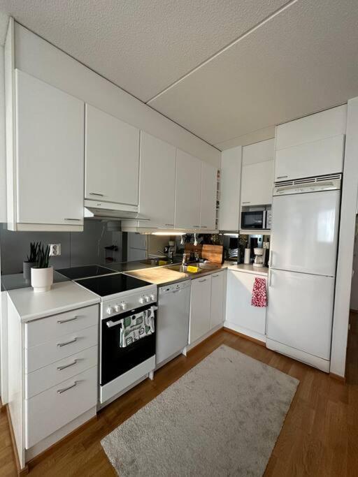 Lovely Apartment Near The Beach Helsinki Exterior photo